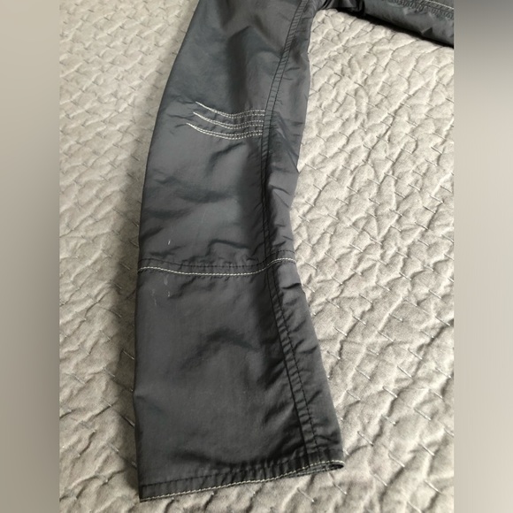 Mountain Hardware Jacket - 8 - Picture 4 of 9